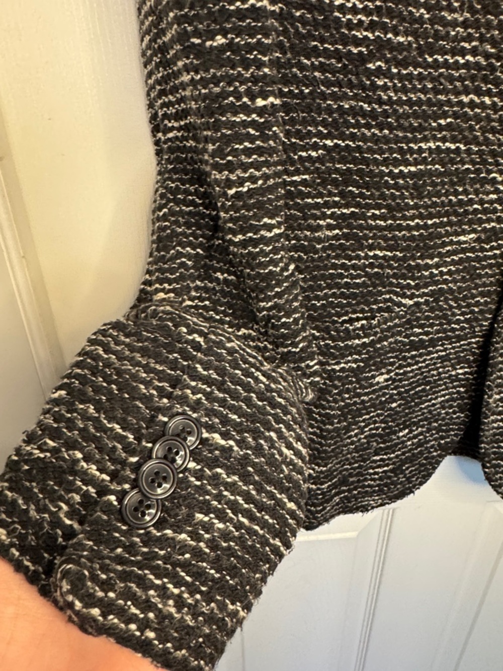 EUC Woman’s Black & Silver Knit Blazer - Picture 4 of 8